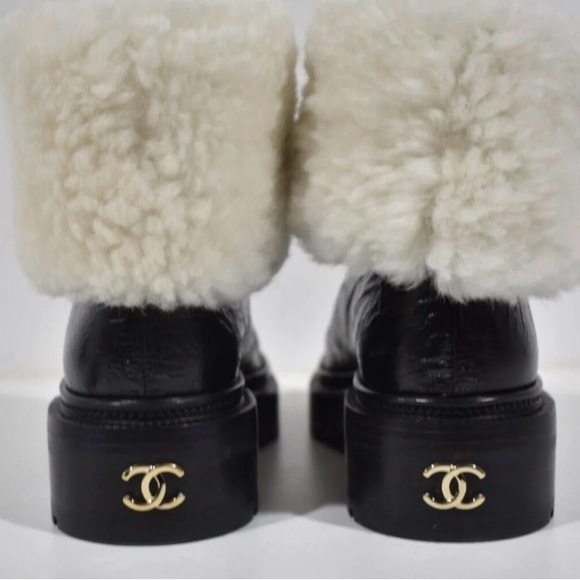 Chanel 20N Black Leather Shearling Fur CC Cap Toe Pull On Ankle Tall Boots - Picture 3 of 6